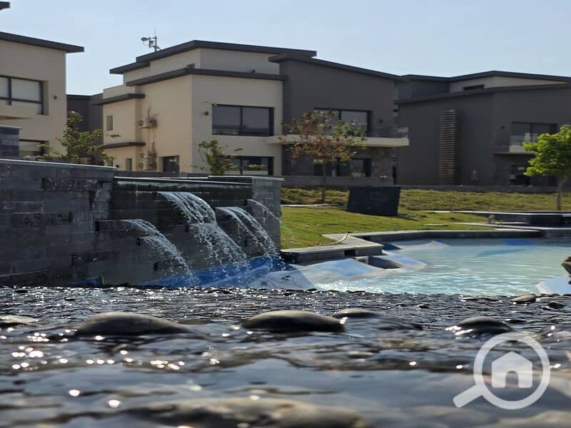 6 WhatsApp Image 2025-10-02 at 12.54. 58 PM. jpeg