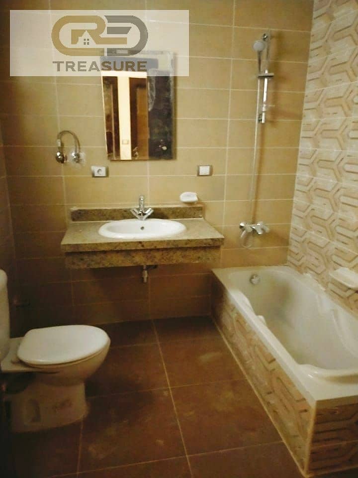 8 WhatsApp Image 2025-10-29 at 4.47. 19 PM (1). jpeg