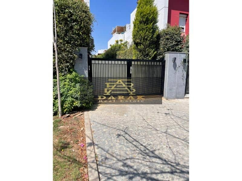 6 5d4498aa-cc26-4a4b-b126-ea9e610247b2. jpg