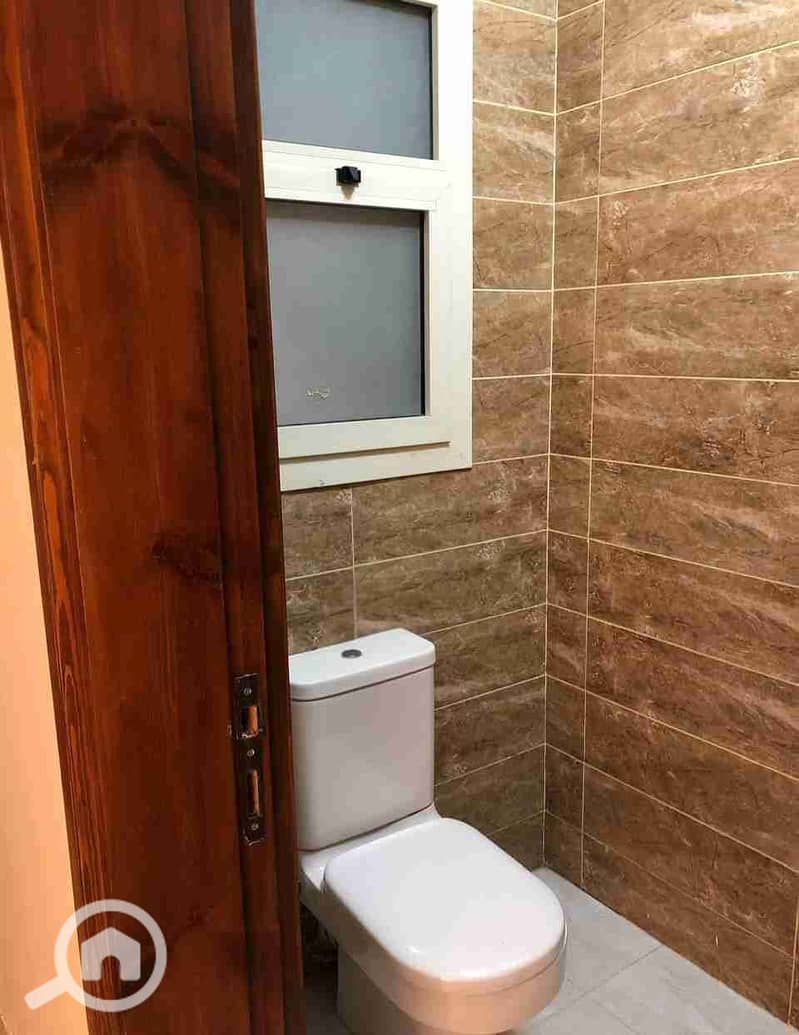 7 IMG-20251009-WA0048(1). jpg