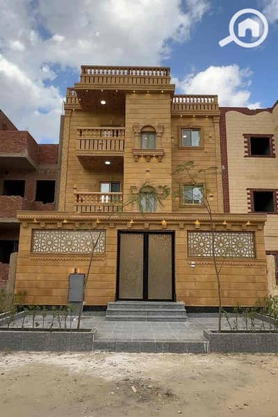 6 Bedroom Villa for Sale in Hadayek October, Giza - IMG_5674. jpg 6 Bedroom Villa for Sale in Hadayek October, Giza - IMG_5674. jpg