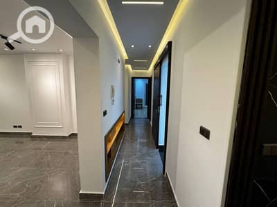 فلیٹ 3 غرف نوم للايجار في مدينتي، القاهرة - صورة واتساب بتاريخ 1447-05-07 في 14.00. 20_451a1c93. jpg