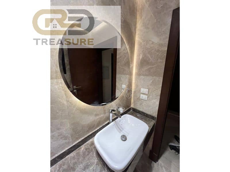 11 WhatsApp Image 2025-10-29 at 8.42. 52 PM (1). jpg