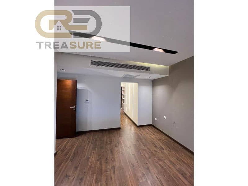 15 WhatsApp Image 2025-10-29 at 8.42. 45 PM (2). jpg