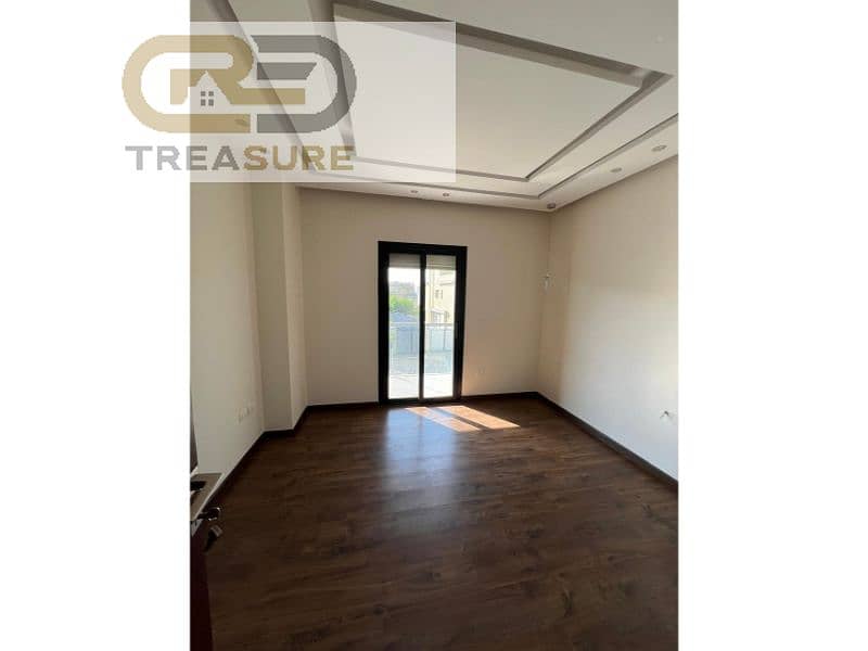 22 WhatsApp Image 2025-10-29 at 8.42. 47 PM. jpg