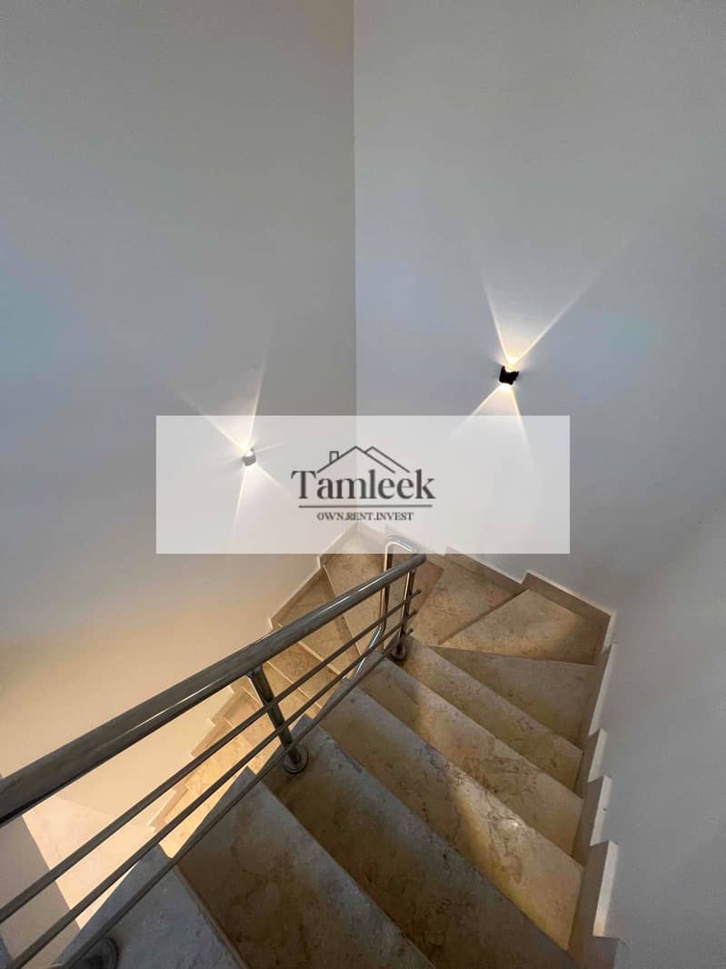 IMG_7502. jpg IMG_7502. jpg