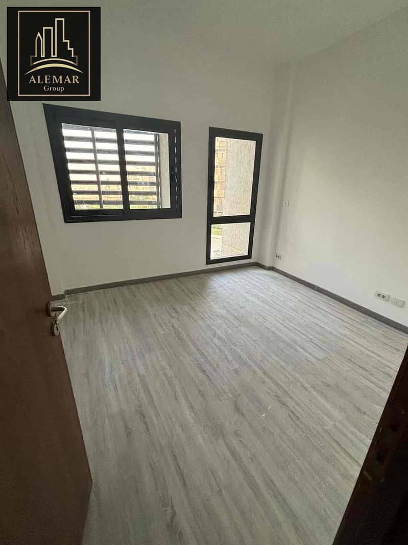 3 13f05d43-76ed-489e-8601-11778f57c775. jpg