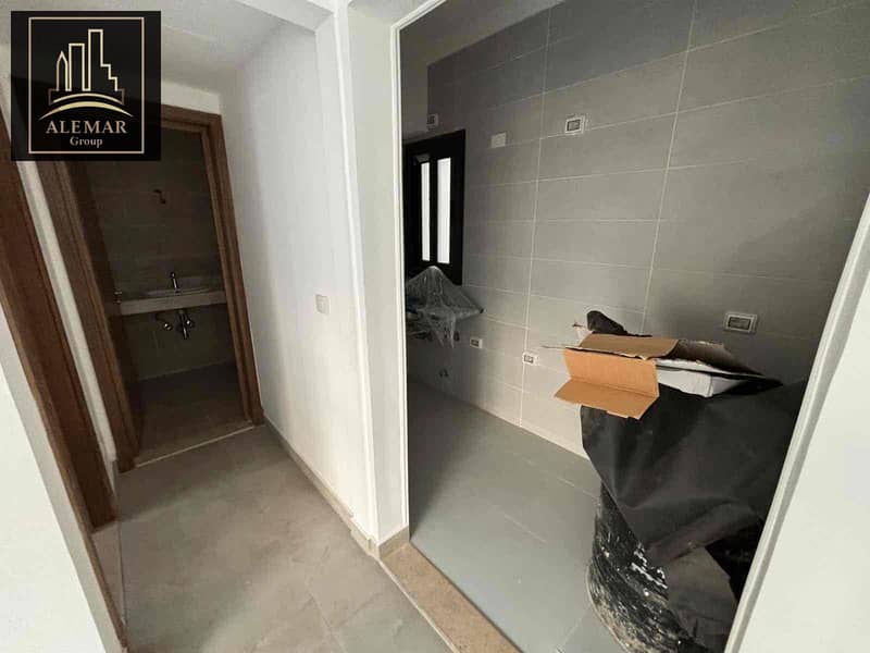 4 16485179-62a0-4df3-b52e-a4adfaf4114b. jpg