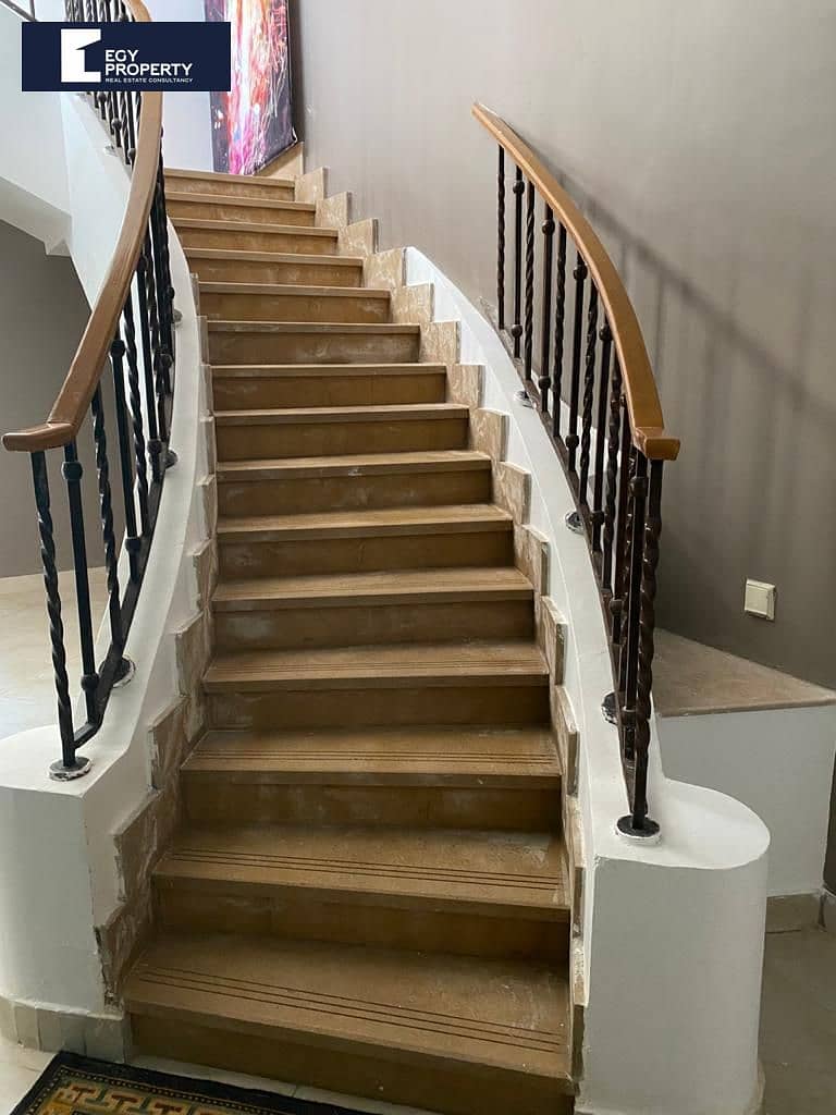 8 _files_WhatsApp Image 2024-10-02 at 4.40. 55 PM (4) (1). jpeg