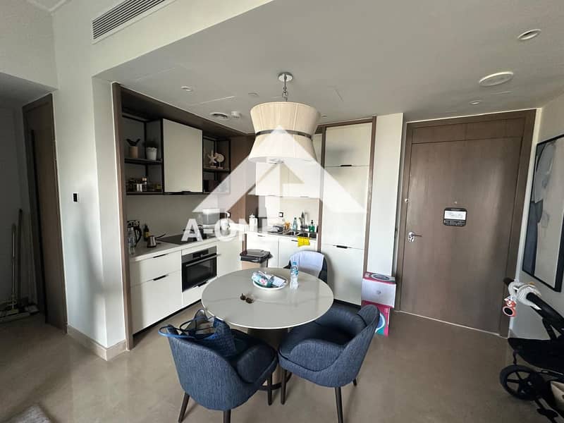 6 fec912ff-90e7-464a-8675-1fc869fcefca. jpeg