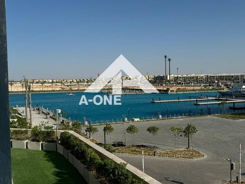 8 d84a04b7-a776-4f53-b013-8a6b94f4d1b1. jpeg