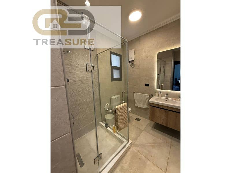 5 WhatsApp Image 2025-10-29 at 8.41. 16 PM (3). jpg