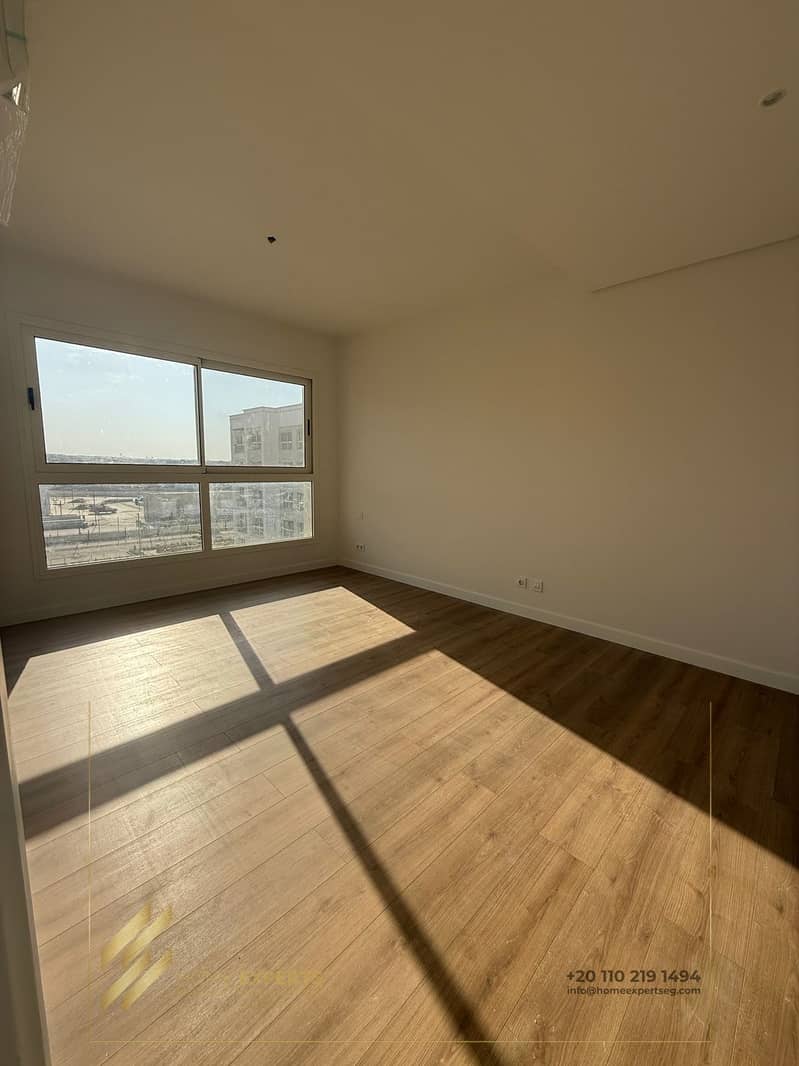 3 5ef7c764-3015-49ea-93b2-5a9e2b71bbb1. jpg