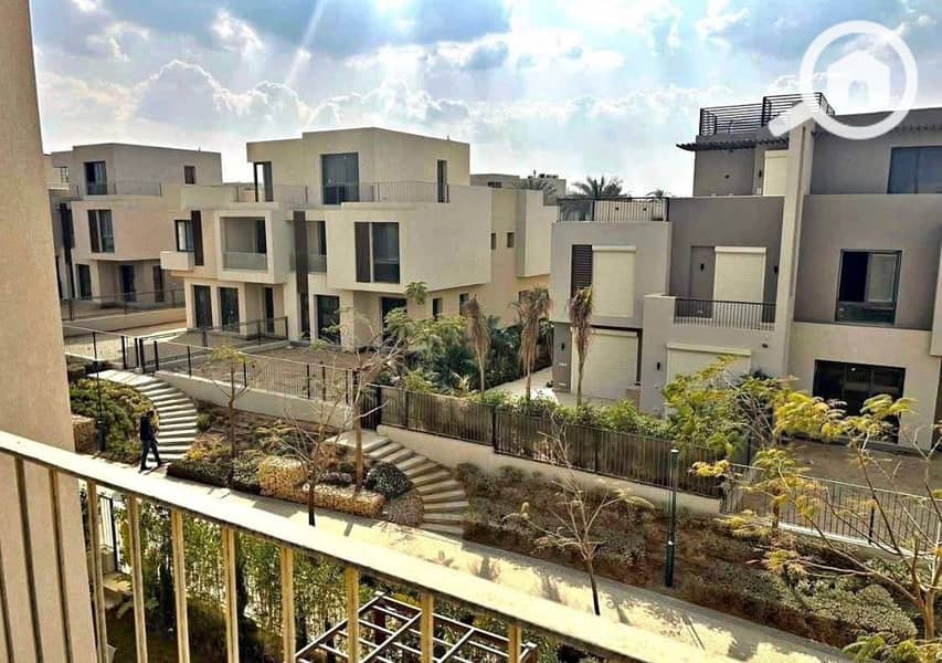 4 WhatsApp Image 2025-10-29 at 23.12. 30 (1). jpeg