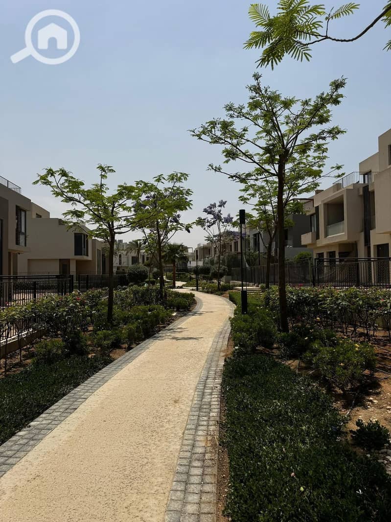 5 WhatsApp Image 2025-10-29 at 23.12. 30 (2). jpeg