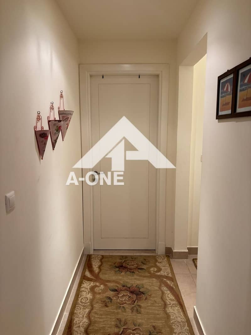 7 aaaf4464-857a-486c-8e80-921de7baf501. jpeg