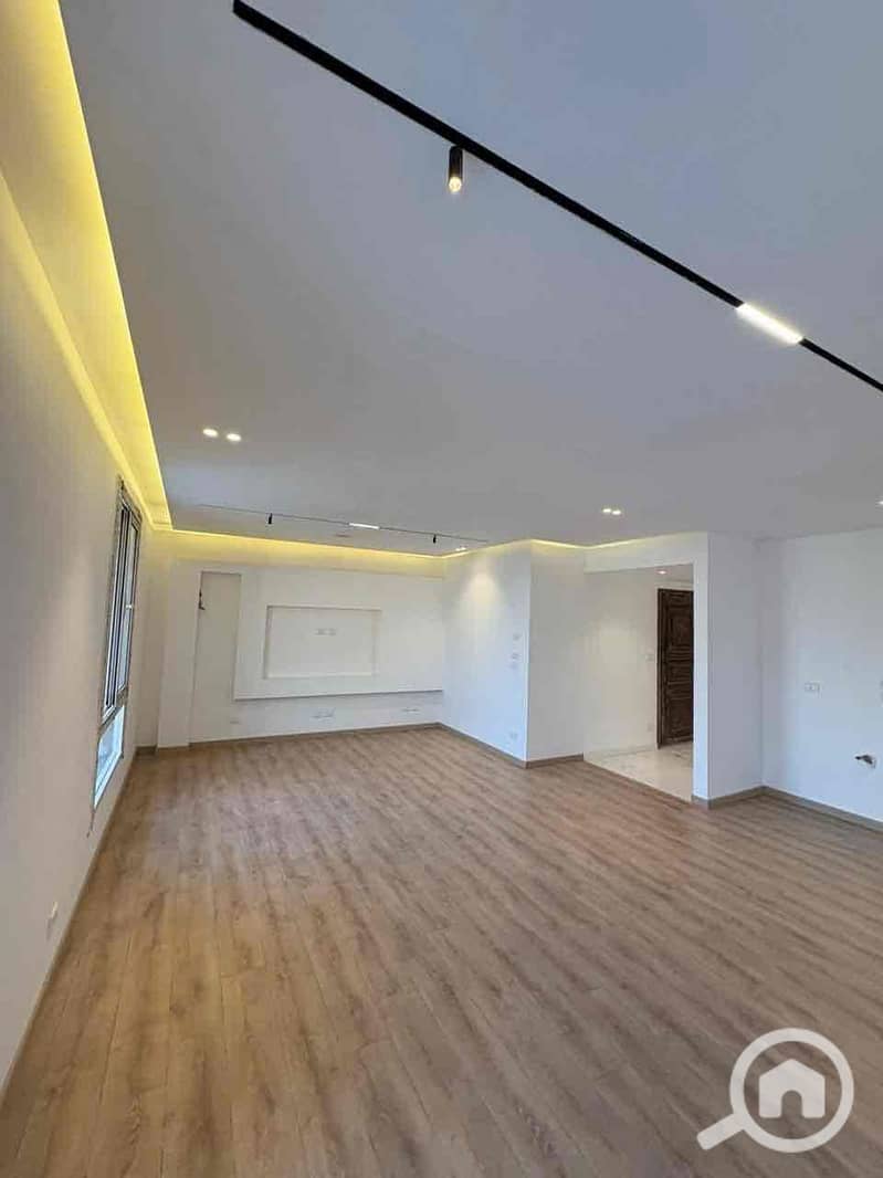 9 9fe52ed6-6768-4920-a5c2-060fcb9ea7f6. jpg