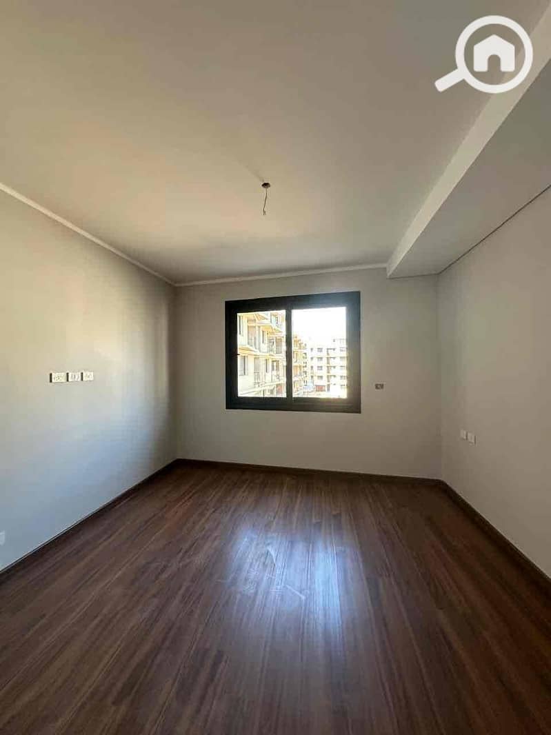 13 799a6a4e-5914-4969-b2fd-927cead4b147. jpg