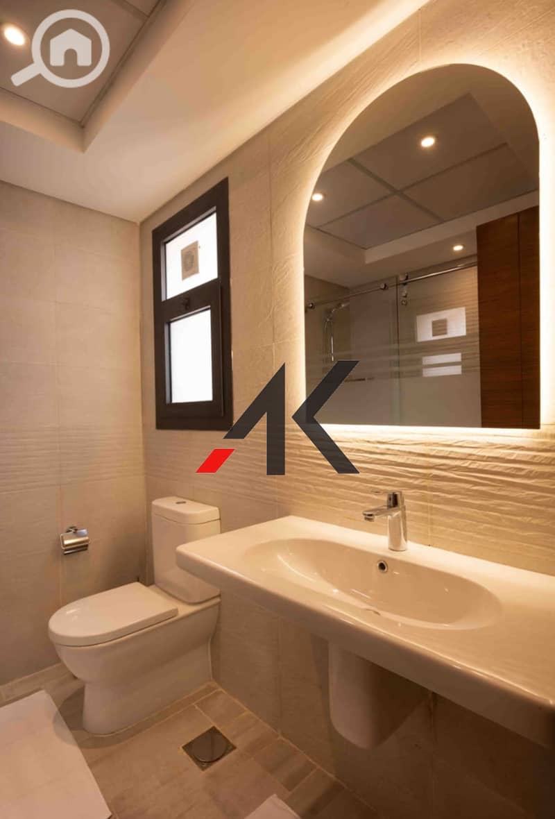 8 WhatsApp Image 2025-10-28 at 3.21. 42 PM (3). jpeg