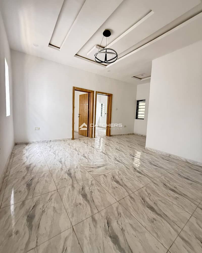 10 cc3f95e7ad0d8824b88bcc73eb54d379. jpg