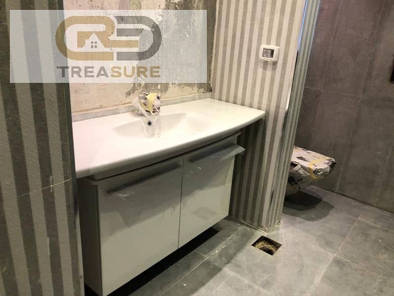 20 WhatsApp Image 2025-10-29 at 4.34. 22 PM (2). jpg