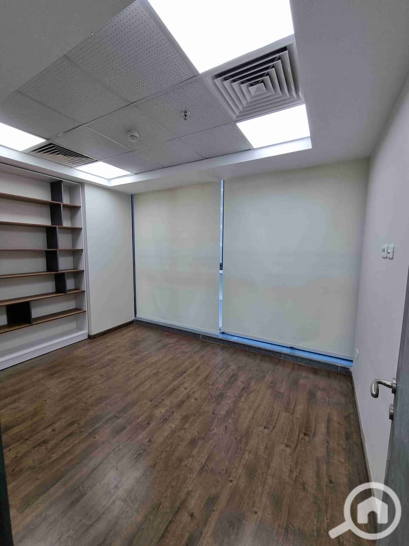 4 ٢٠٢٥٠٧٠١_١٢٤٨٥٠. jpg