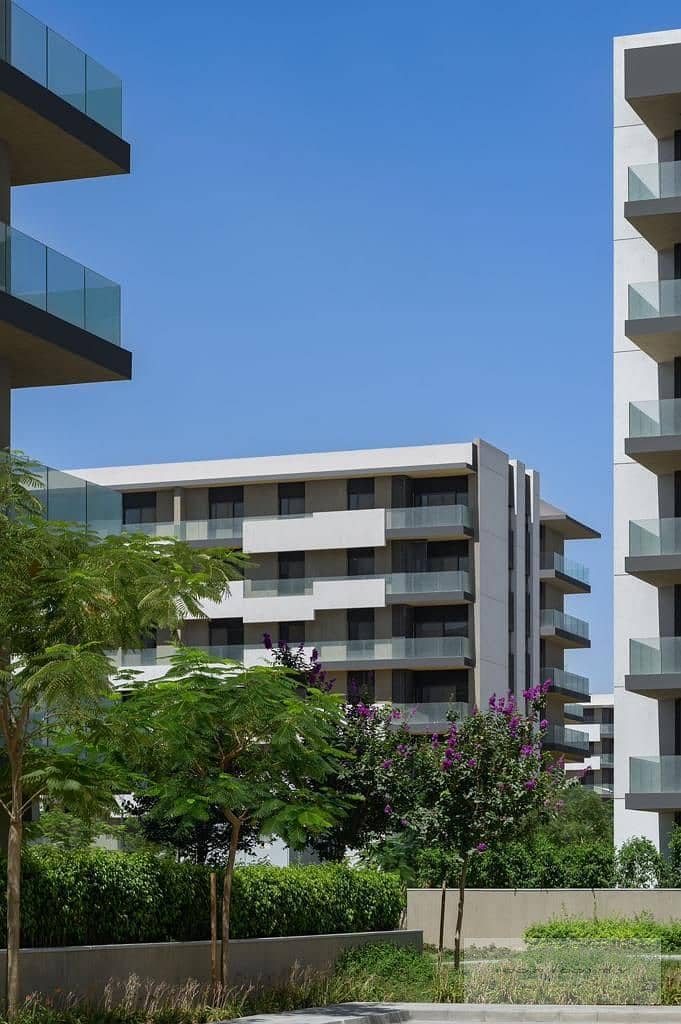 9 ed437668-e924-4de4-913b-18c37e2d22d2. jpeg