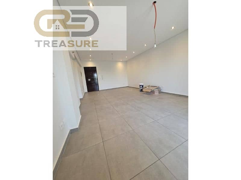 2 WhatsApp Image 2025-09-22 at 3.18. 21 PM (1). jpg