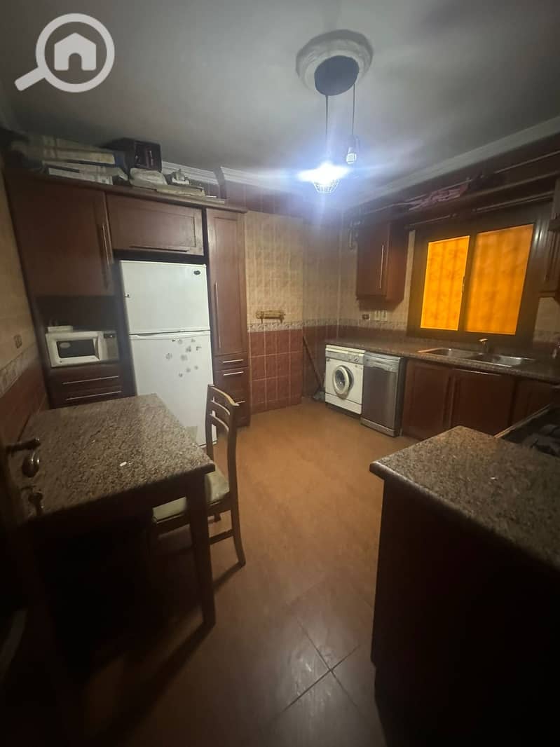 10 c205d19e-2ac1-44cf-92f4-3d86bcab368e. jpeg