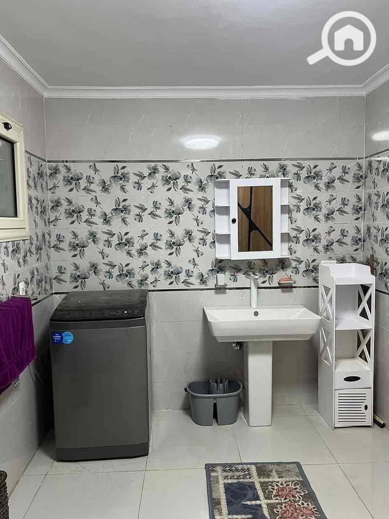 12 933ce06d-2e38-49a8-aba0-1b5e932abcc4. jpg