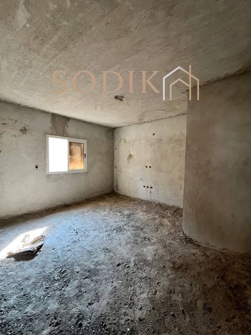 2 WhatsApp Image 2025-09-26 at 1.00. 05 PM (1). jpeg