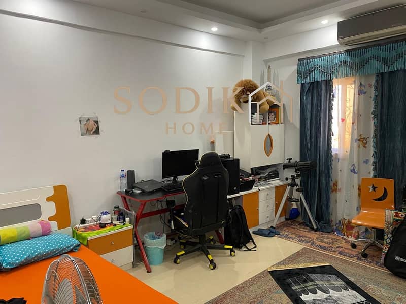 8 ad019955-3d30-47ac-9d9f-beb5d136d90a. jpg