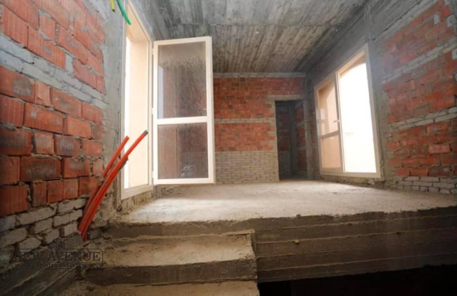 6 WhatsApp Image 2025-10-29 at 12.42. 00 PM (2). jpeg