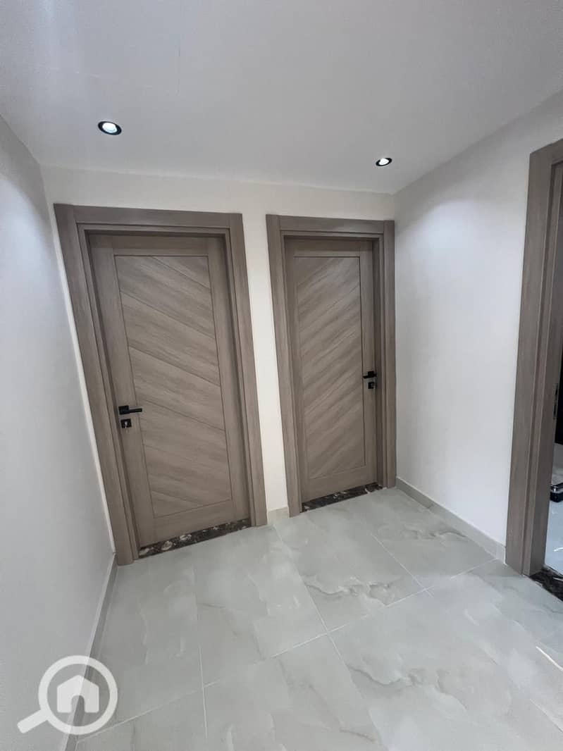 5 WhatsApp Image 2025-10-29 at 20.38. 22 (3). jpeg