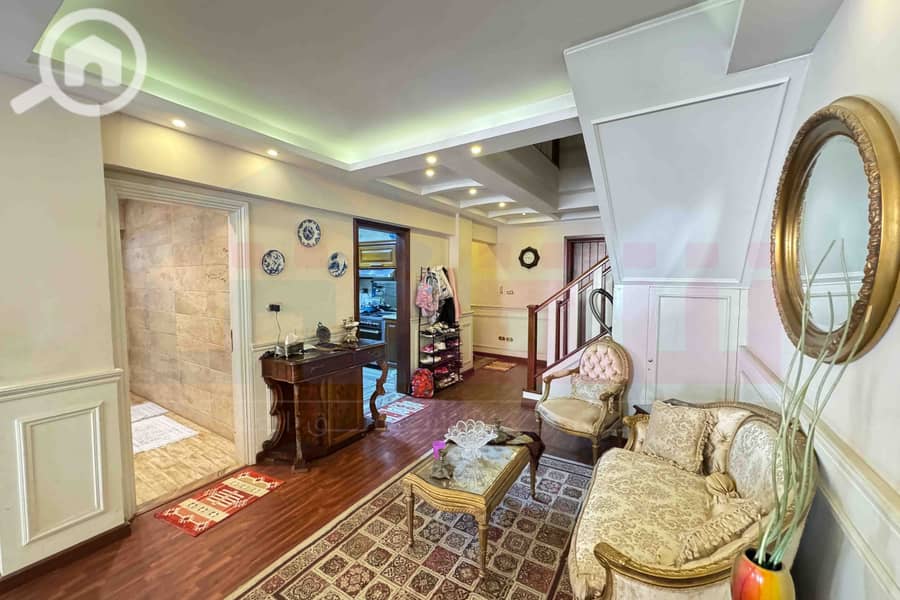 7 WhatsApp Image 2025-10-27 at 10.12. 31 PM (1). jpg