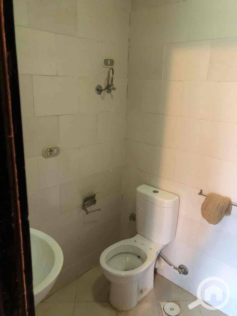 5 6c5aec44-c6d6-4552-b2a4-1ec520ff4d67. jpg