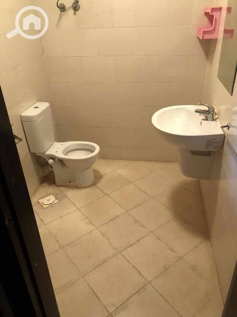 7 0acd11a1-fd36-4242-b206-cb4686773865. jpg