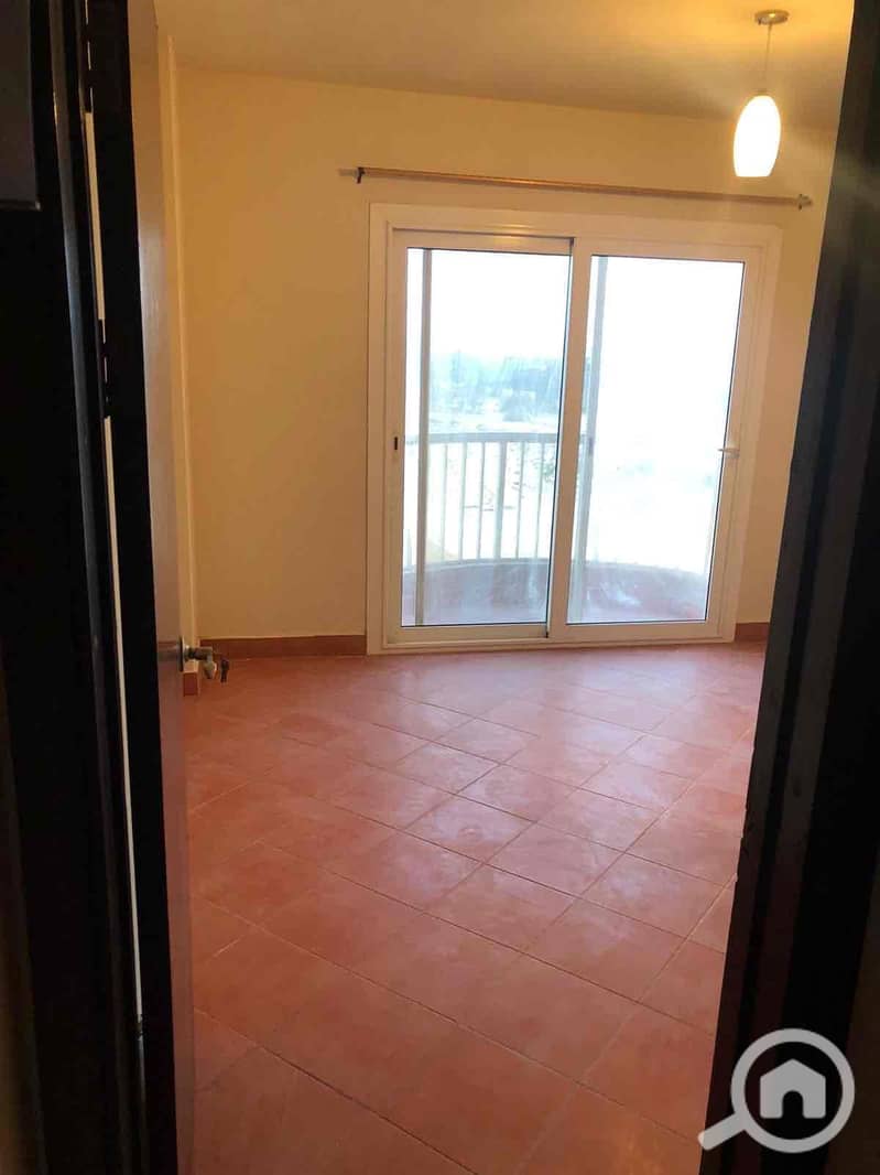 14 a71a52b1-5877-4fa5-b881-5bd93e172a1e. jpg