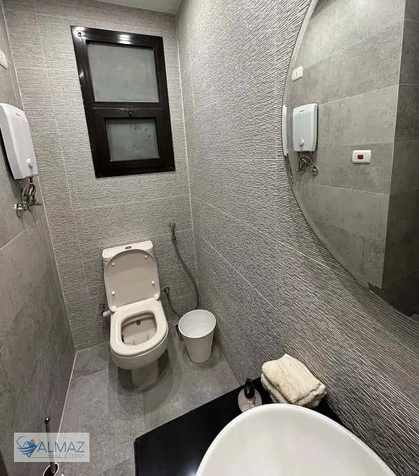 7 WhatsApp Image 2025-10-29 at 4.36. 08 PM (1). jpeg