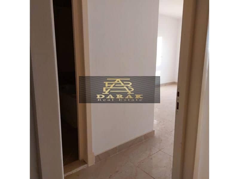 6 3e5e6a17-c982-49c9-8aea-1f53dc1e45d3. jpg