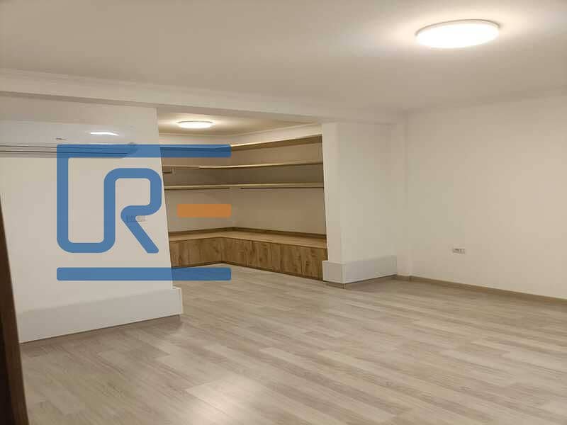 7 1849392a-596f-4917-8a11-734b7159f899. jpg