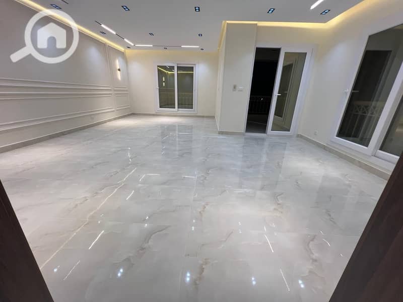 6 WhatsApp Image 2025-10-29 at 20.40. 28 (2). jpeg