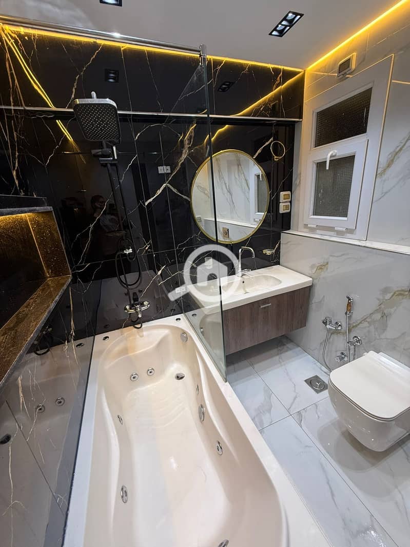 9 WhatsApp Image 2025-10-29 at 20.40. 27 (3). jpeg