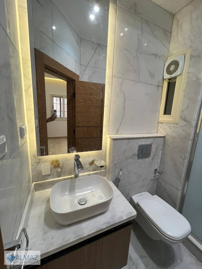 12 WhatsApp Image 2025-10-29 at 5.11. 52 PM. jpeg