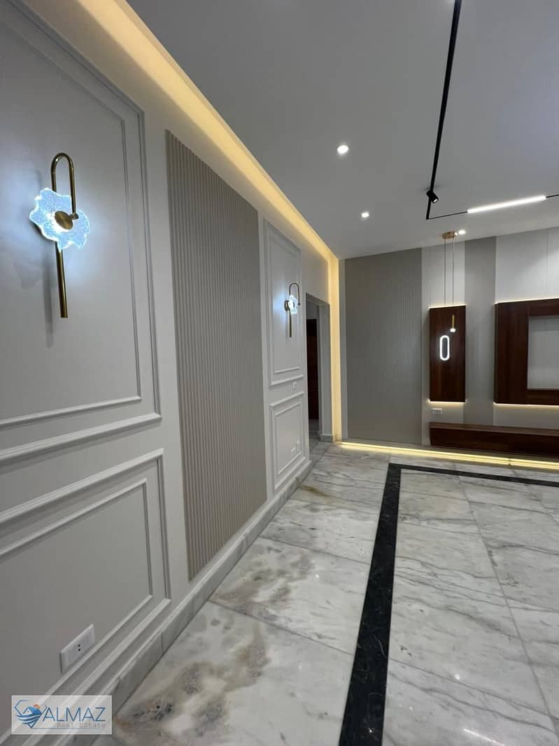 5 WhatsApp Image 2025-10-29 at 5.12. 01 PM (1). jpeg