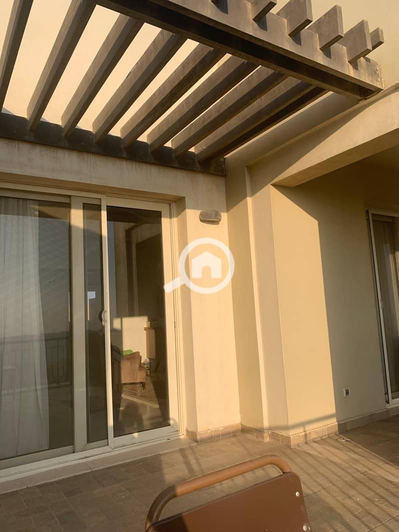 19 d7ac4367-ed16-4a69-a400-02efefec935c. jpg