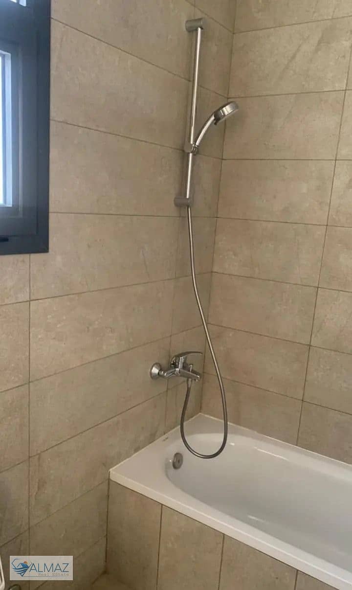 6 WhatsApp Image 2025-09-10 at 2.25. 47 PM (1). jpeg