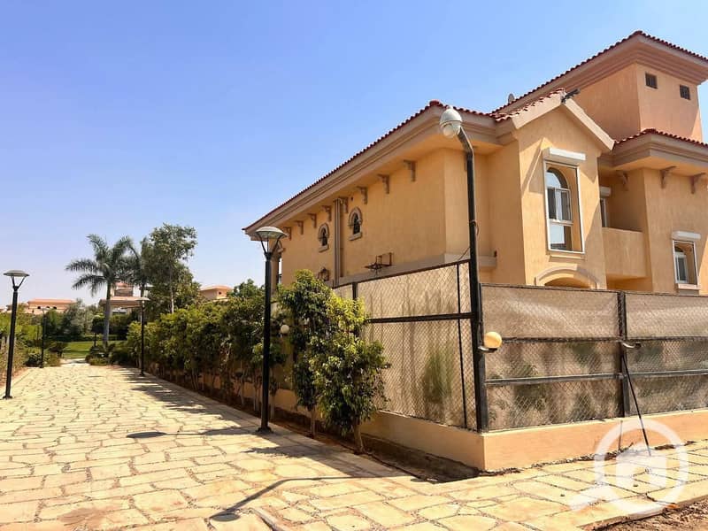 6 adc425cd-7119-4603-832b-b12cee821143. jpg