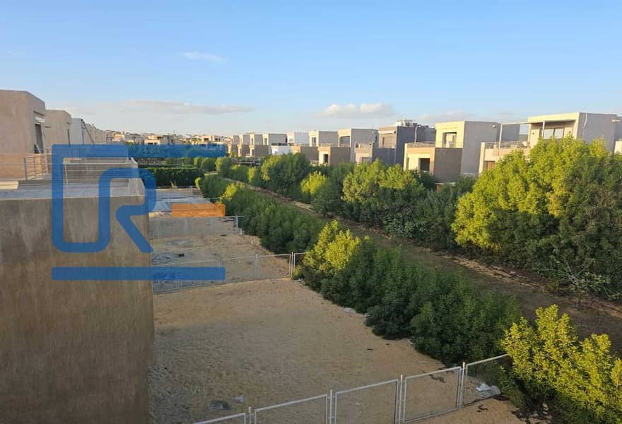 2 7b487a11-9518-4030-bb49-7077772fdd7b. jpg