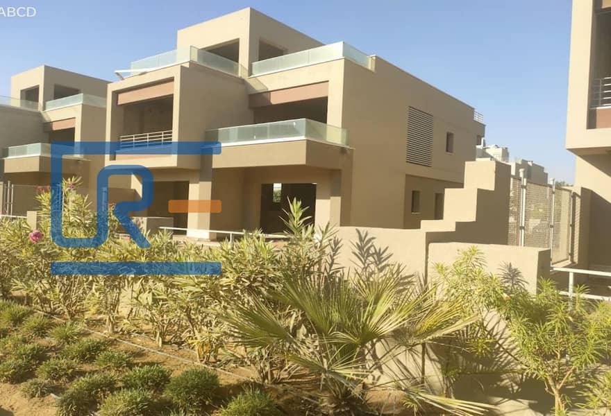 8 b4055ca0-9be2-480c-8531-256e37fbd309. jpg